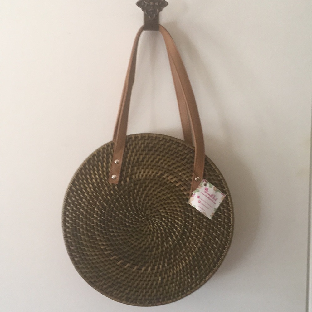 Wicker basket purse